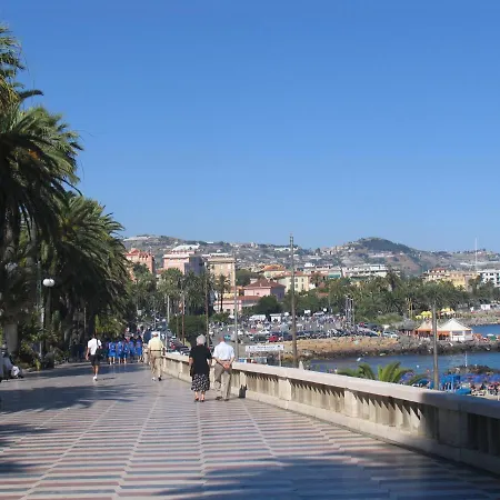 Casa Amarcord Vintage Con Vista Mare Apartment Sanremo